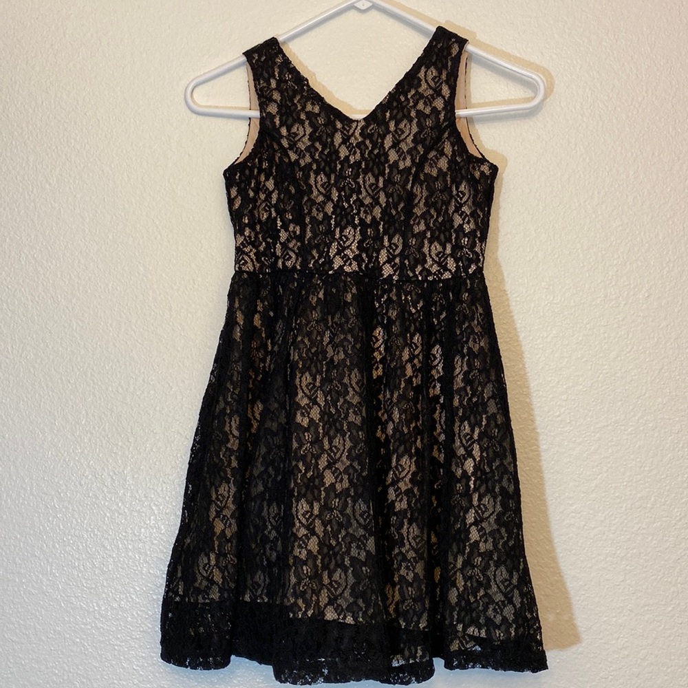 Soprano, girls 7/8, black lace dress